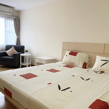 Charming Resident At Ekkamai From Studio Unit Up To 2 Bedroom Apartment กรุงเทพมหานคร ภายนอก รูปภาพ