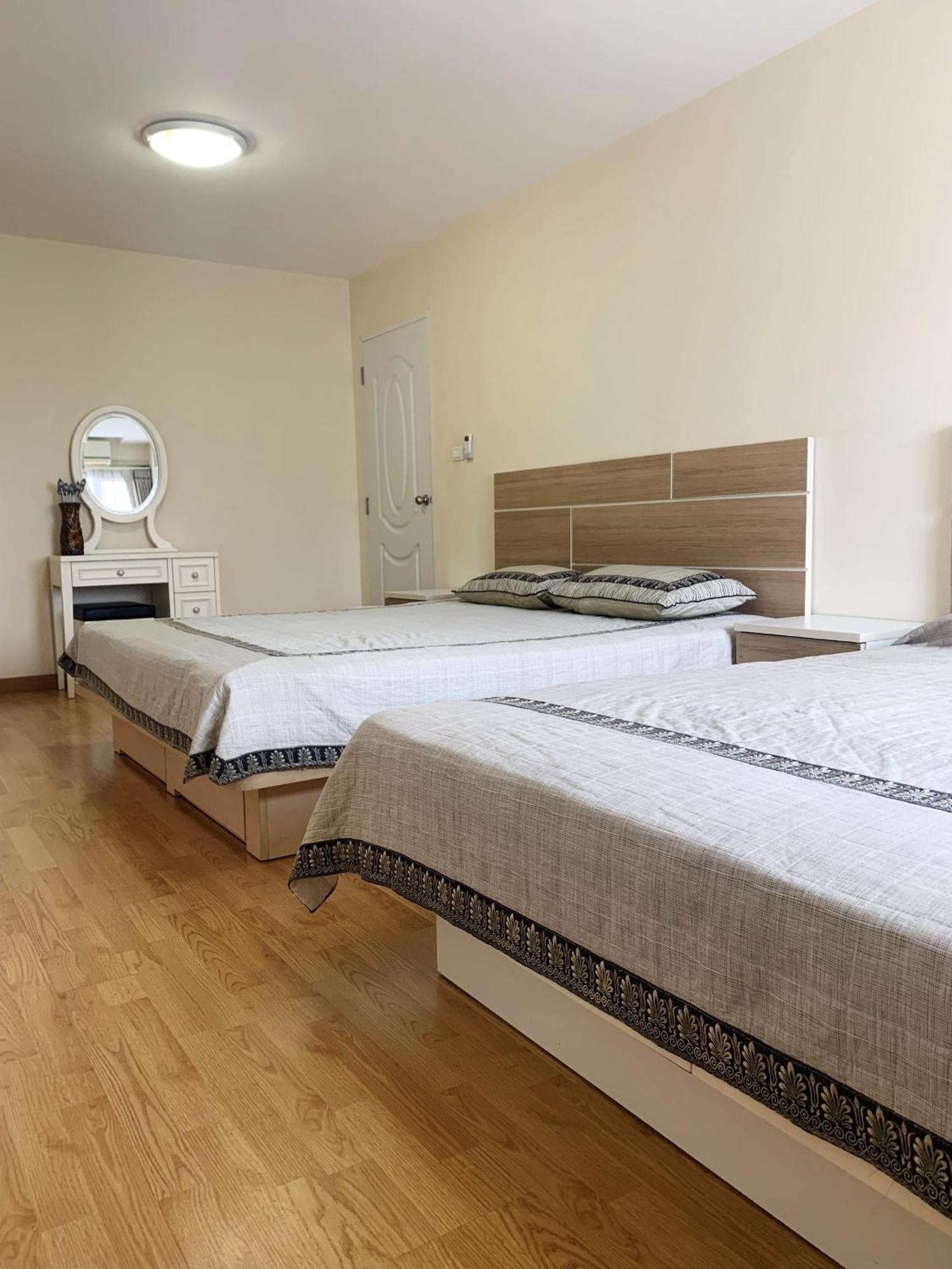 Charming Resident At Ekkamai From Studio Unit Up To 2 Bedroom Apartment กรุงเทพมหานคร ภายนอก รูปภาพ